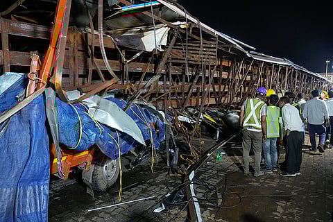 Mumbai billboard collapse